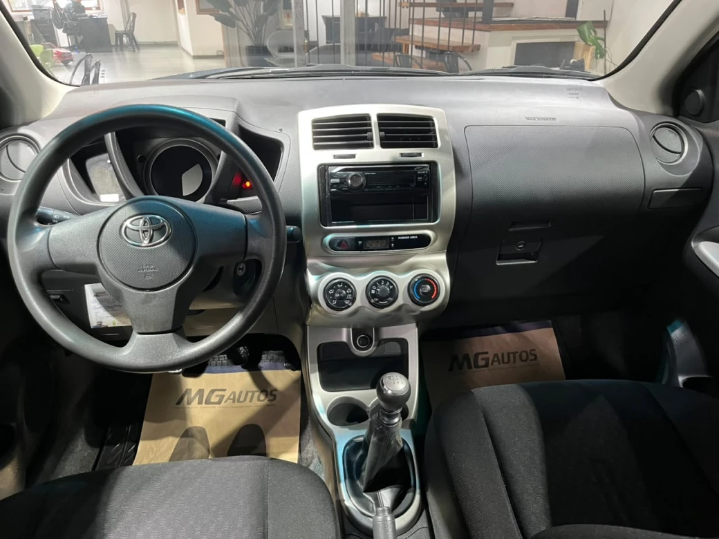 imagen 0 de vehiculo con id 2185